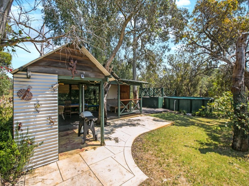 309 Foxton Drive, Oakford WA 6121