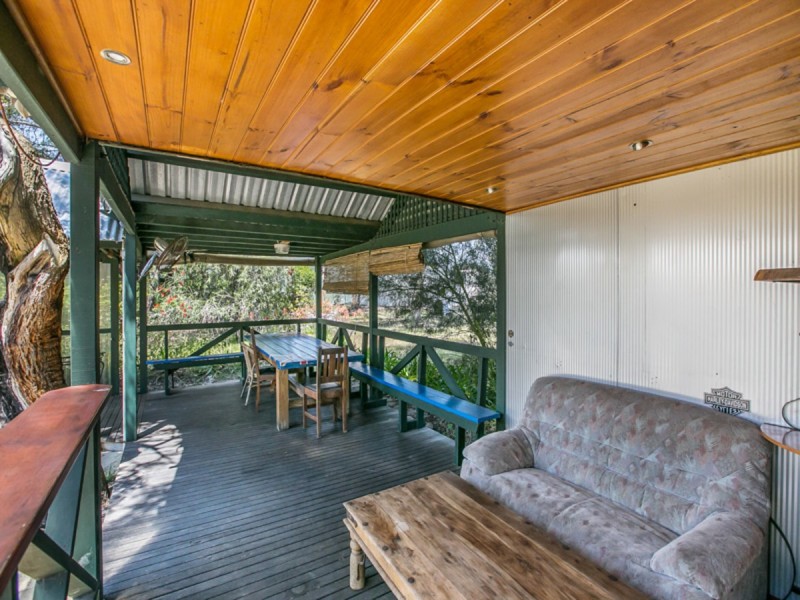 309 Foxton Drive, Oakford WA 6121