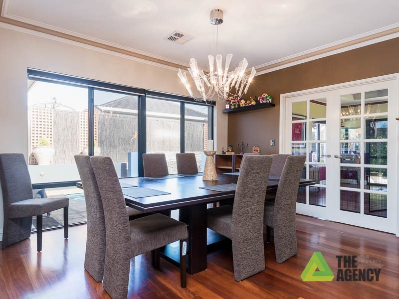 7 Kyneton Parkway, Aveley WA 6069