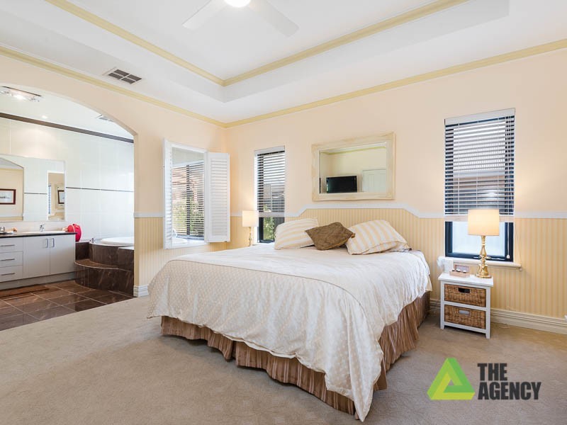 7 Kyneton Parkway, Aveley WA 6069