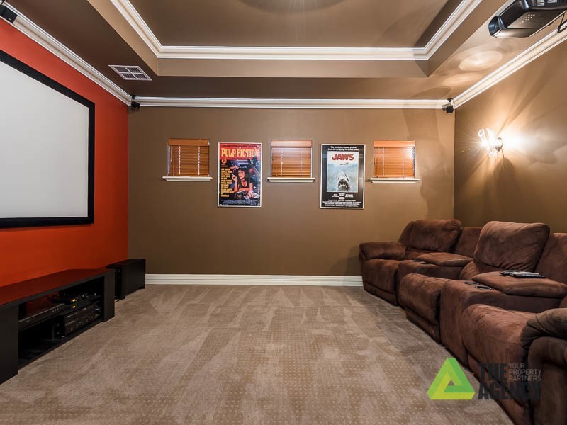 7 Kyneton Parkway, Aveley WA 6069