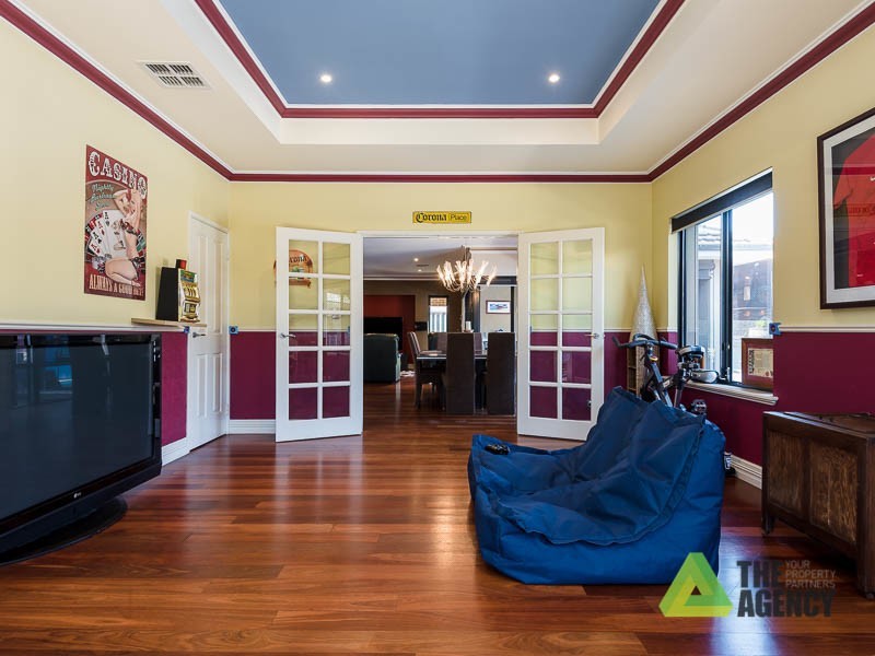 7 Kyneton Parkway, Aveley WA 6069