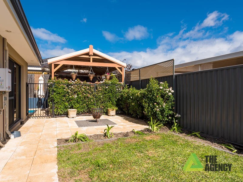 7 Kyneton Parkway, Aveley WA 6069