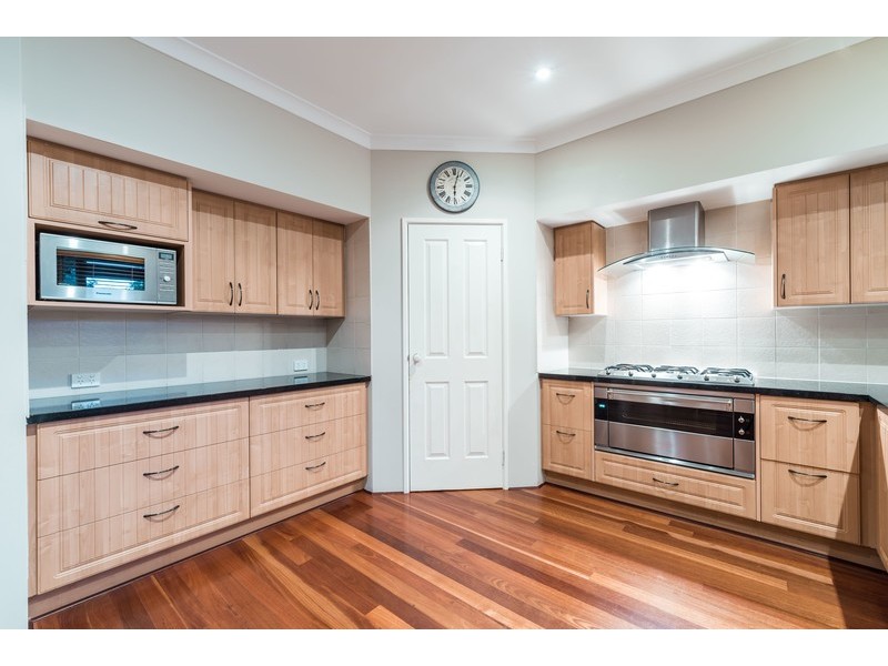 247 Ballymore Place, Gidgegannup WA 6083