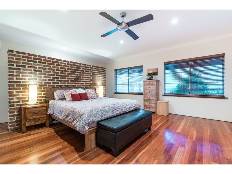 247 Ballymore Place, Gidgegannup WA 6083