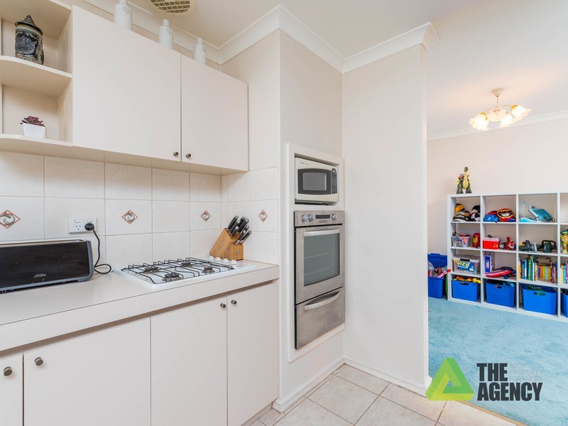 31 Oakland Hills, Currambine WA 6028