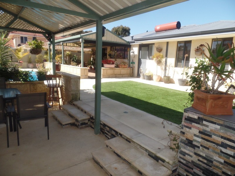 17 Celosia Way, Riverton WA 6148