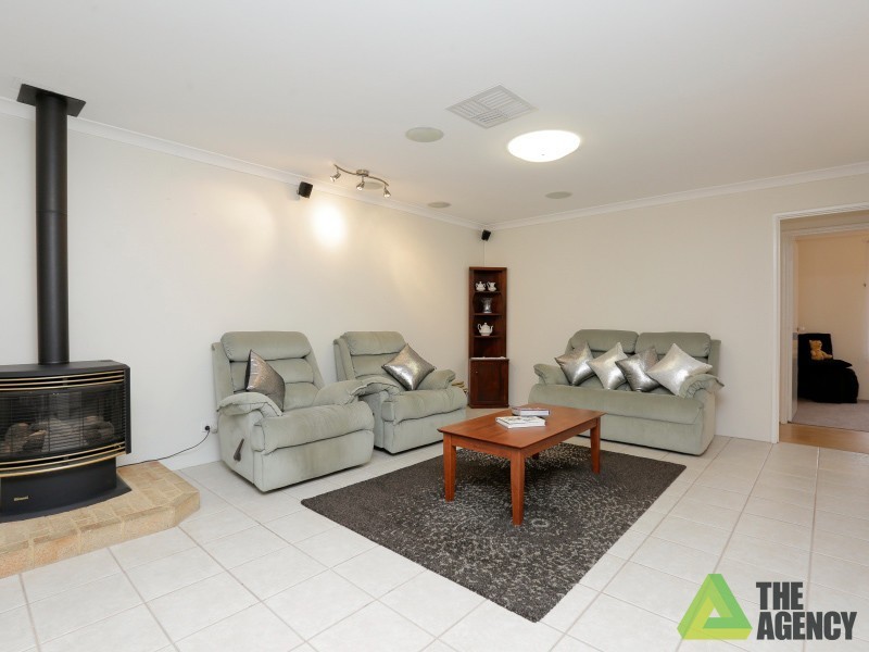 81 Southacre Drive, Canning Vale WA 6155