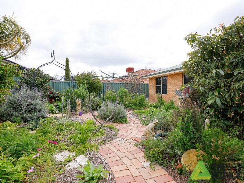 81 Southacre Drive, Canning Vale WA 6155