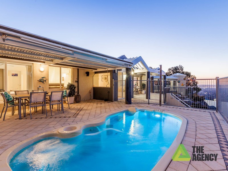 26 Sundew Road, Gooseberry Hill WA 6076