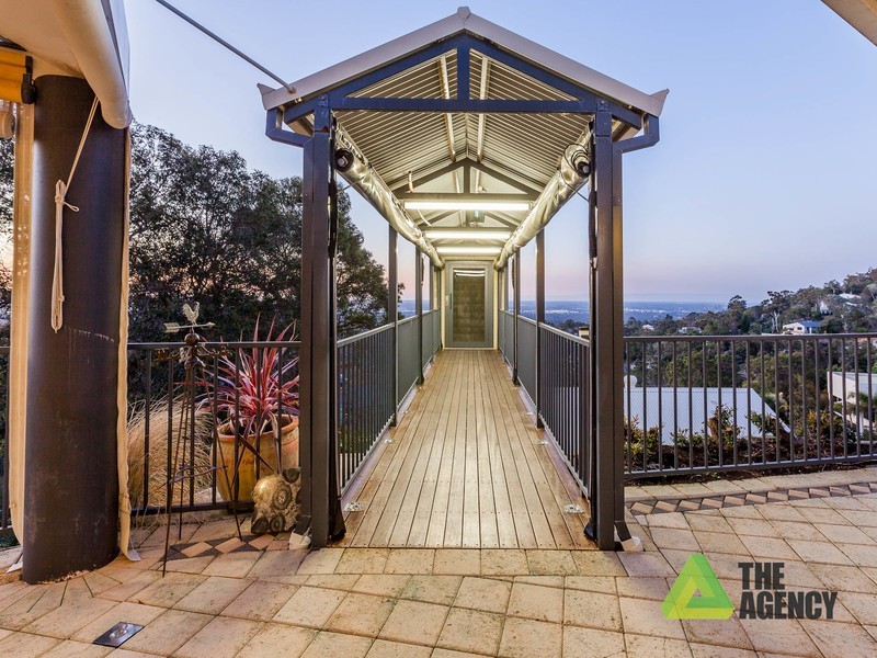 26 Sundew Road, Gooseberry Hill WA 6076