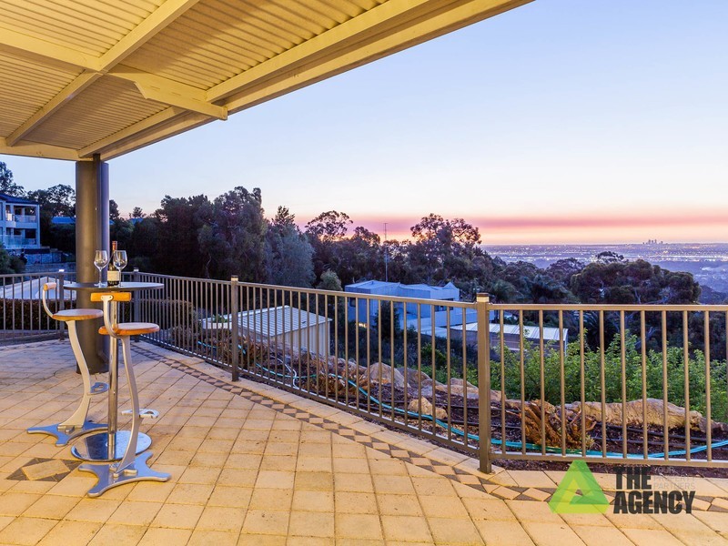 26 Sundew Road, Gooseberry Hill WA 6076