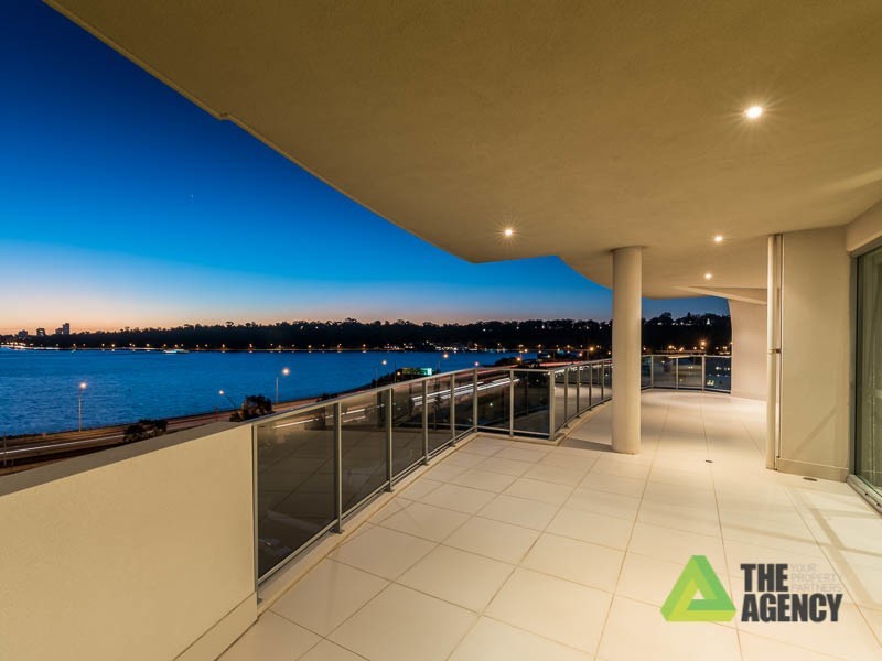 13/4 Scott Street, South Perth WA 6151