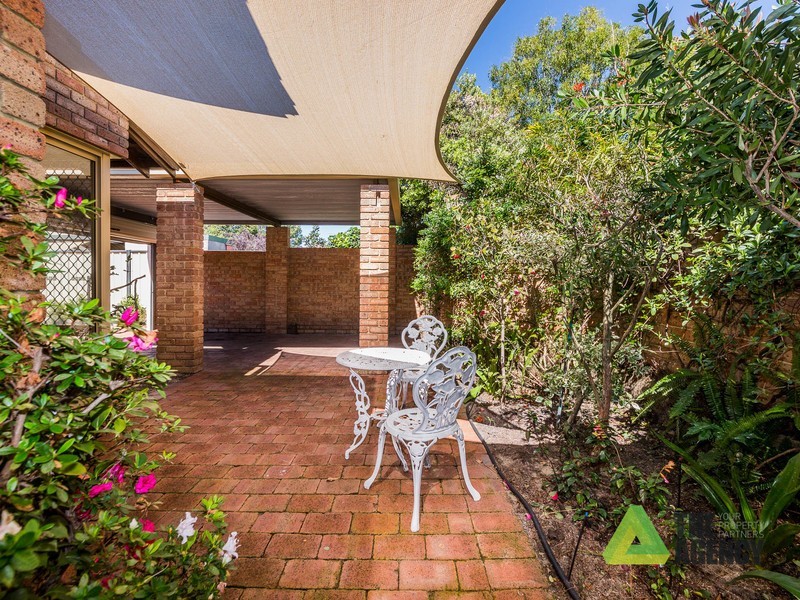 2/35 Park Street, Como WA 6152