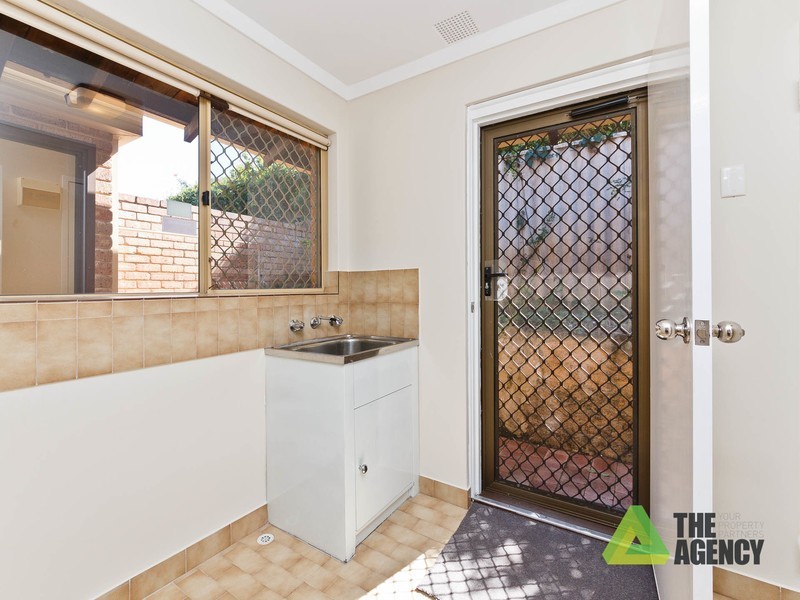 2/35 Park Street, Como WA 6152