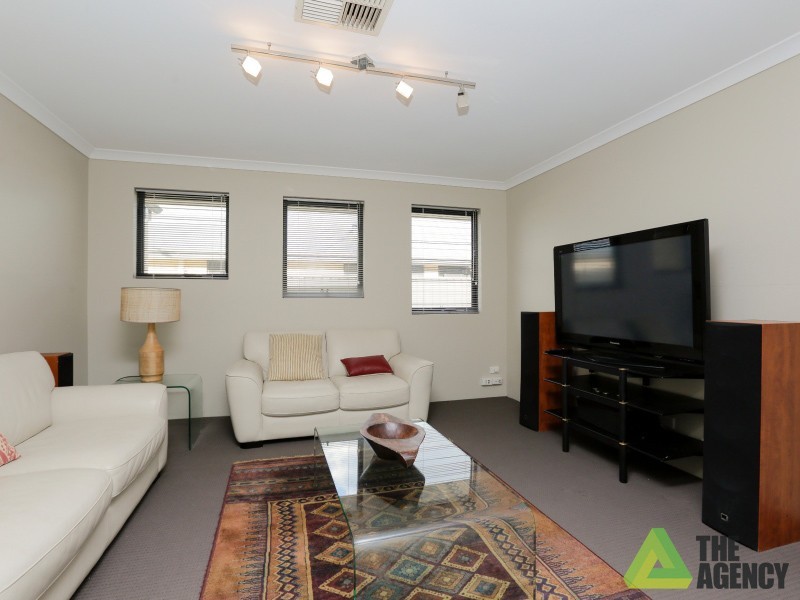 23 Urquhart Court, Canning Vale WA 6155