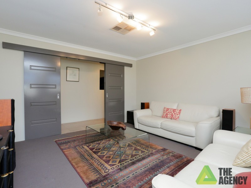 23 Urquhart Court, Canning Vale WA 6155