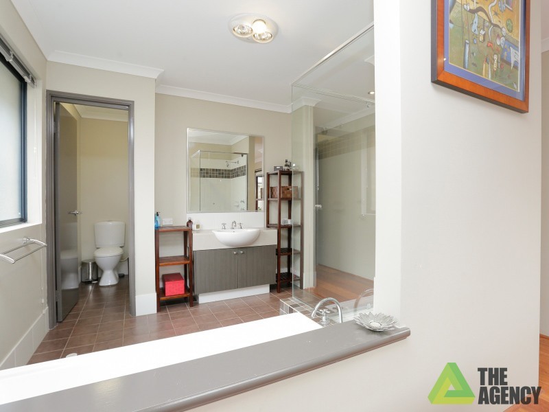 23 Urquhart Court, Canning Vale WA 6155