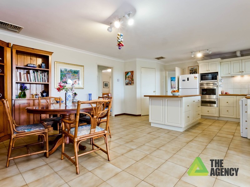 14A Musgrove Crescent, Boya WA 6056
