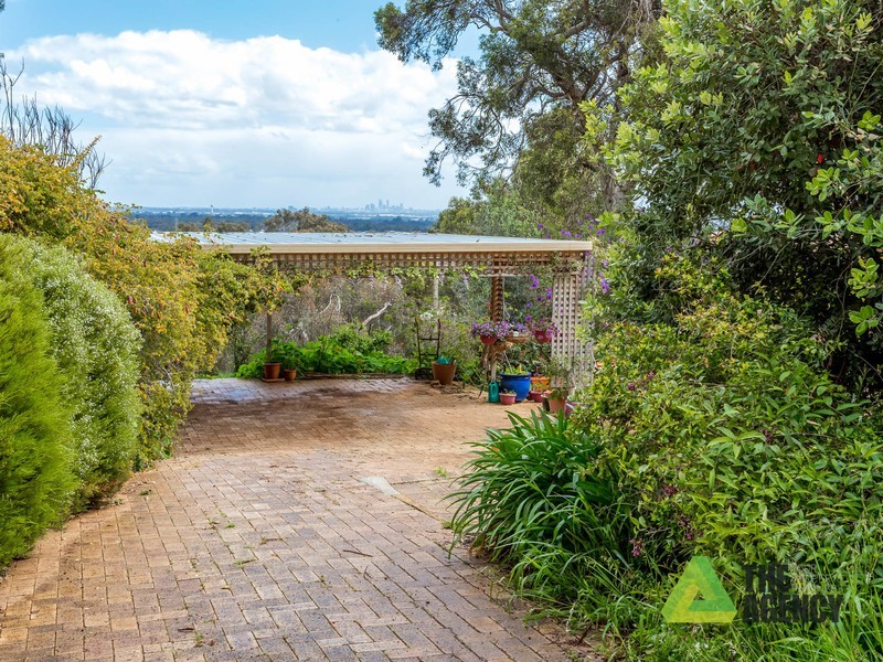14A Musgrove Crescent, Boya WA 6056