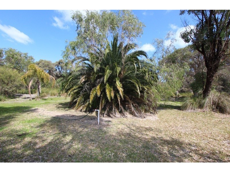 246 Newnham Road, Lake Clifton WA 6215