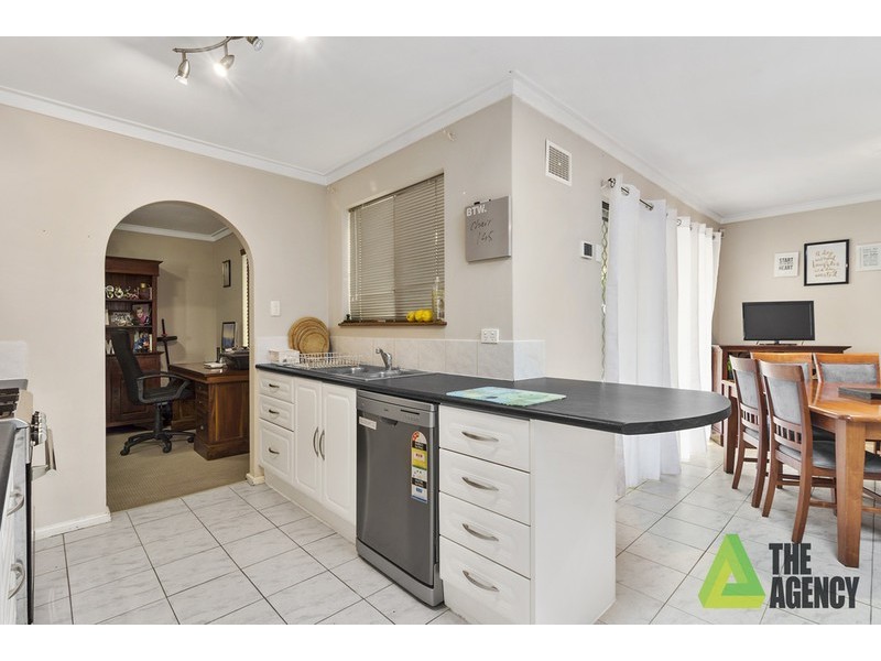 Girrawheen WA 6064