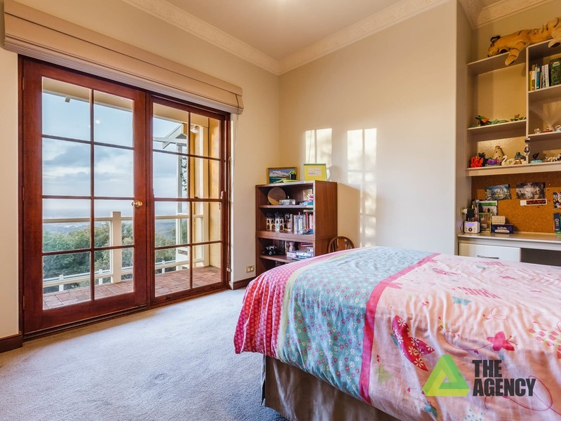 9 Marion Way, Gooseberry Hill WA 6076