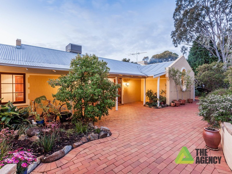 9 Marion Way, Gooseberry Hill WA 6076