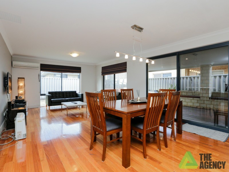 16 Dennis Way, Canning Vale WA 6155