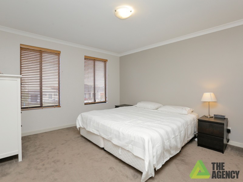 16 Dennis Way, Canning Vale WA 6155