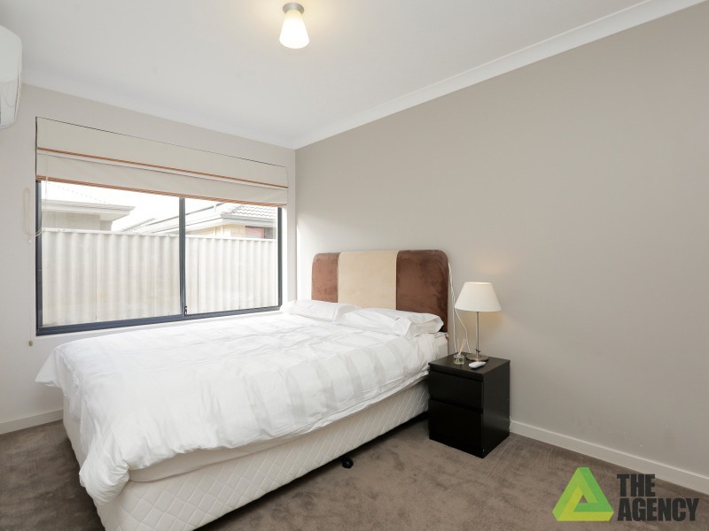 16 Dennis Way, Canning Vale WA 6155