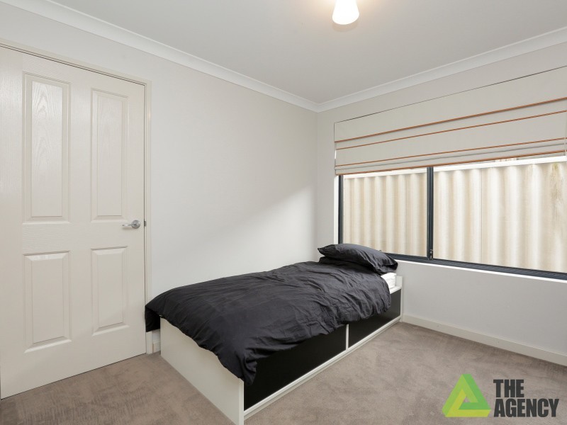 16 Dennis Way, Canning Vale WA 6155