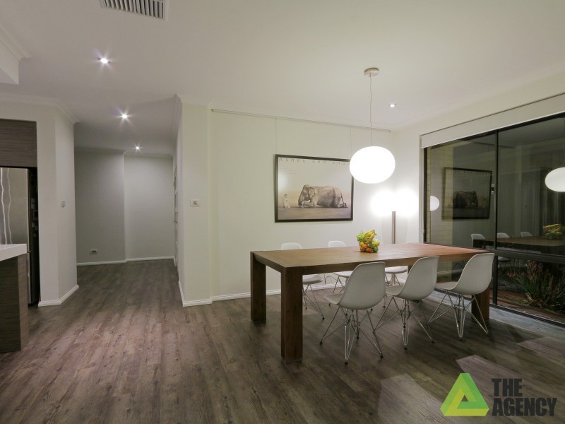 12 Whitehorse Drive, Harrisdale WA 6112