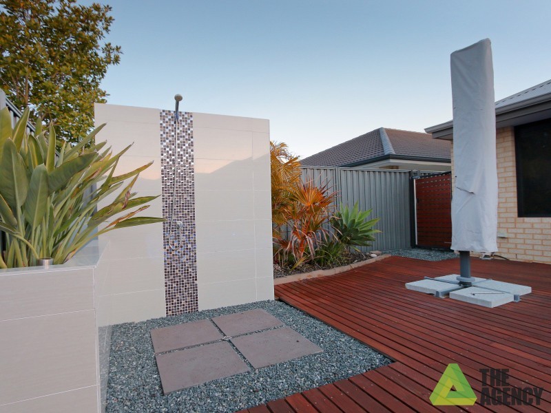 12 Whitehorse Drive, Harrisdale WA 6112