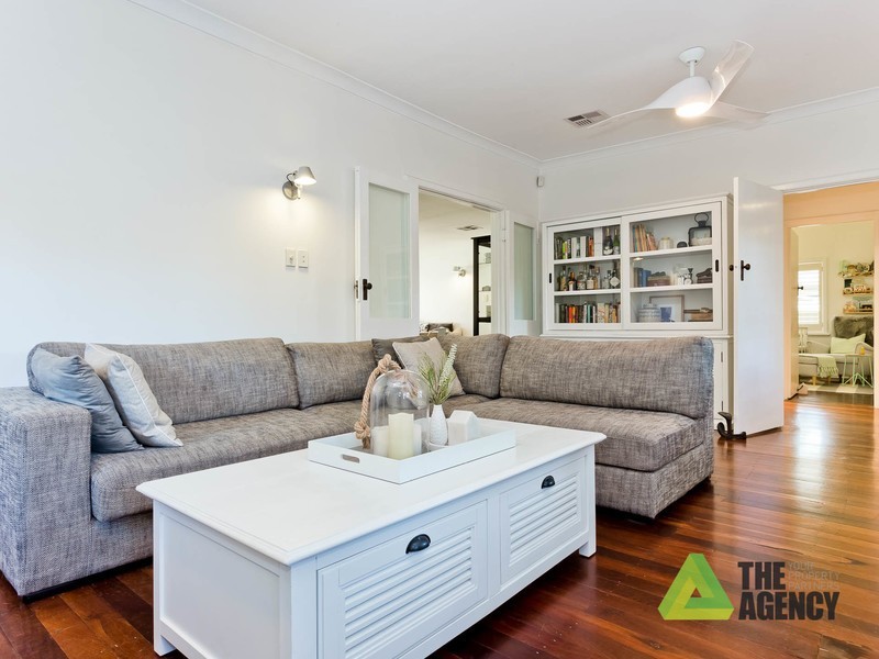 25B Holmesdale Road, Woodbridge WA 6056