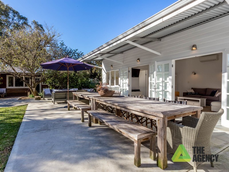 25B Holmesdale Road, Woodbridge WA 6056