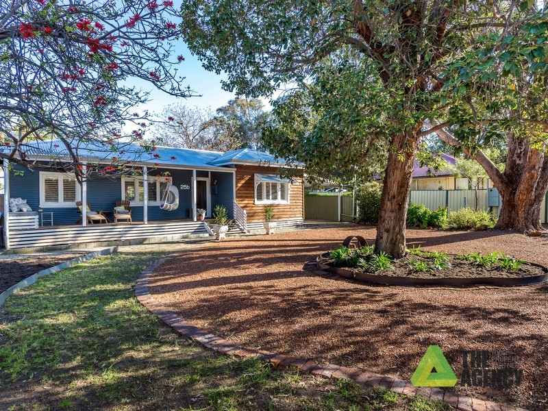 25B Holmesdale Road, Woodbridge WA 6056