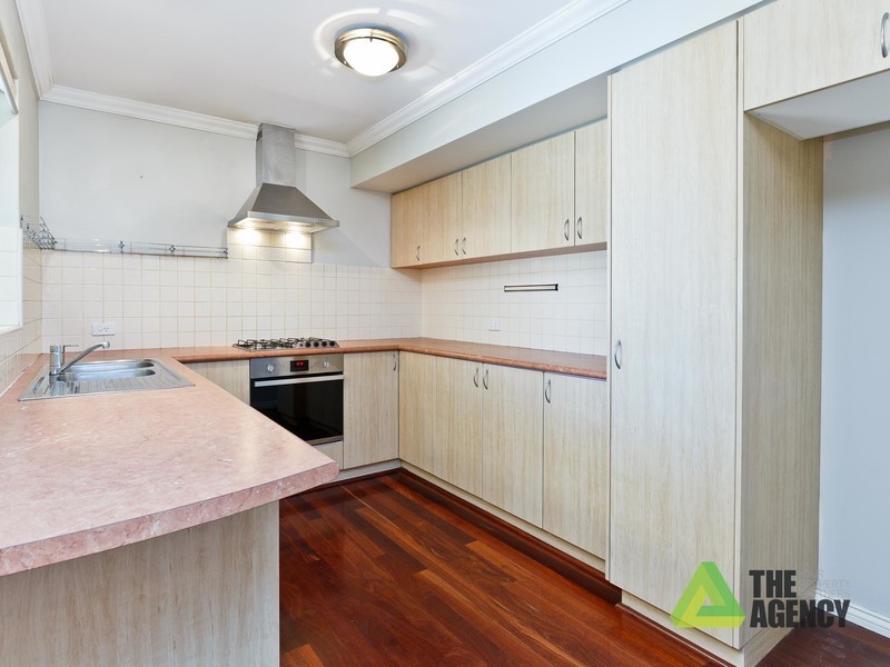 3/572 canning Highway, Attadale WA 6156