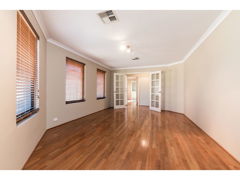 4A Barber Place, Riverton WA 6148