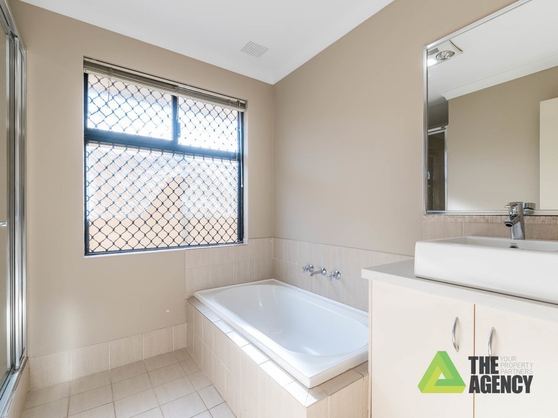 4A Barber Place, Riverton WA 6148