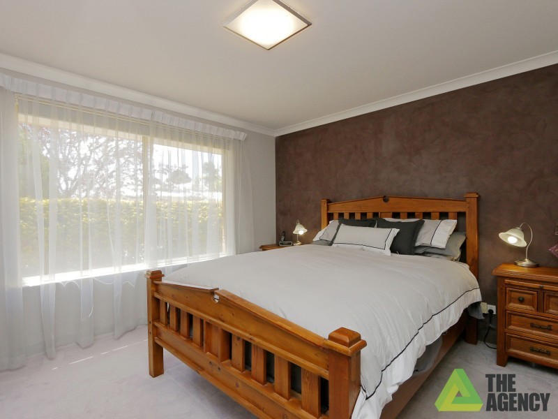 4 Athena Crossing, Canning Vale WA 6155