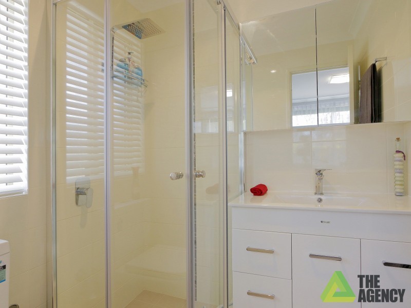 4 Athena Crossing, Canning Vale WA 6155