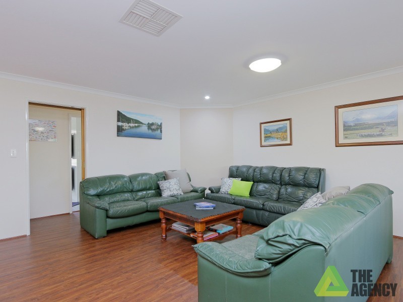 4 Athena Crossing, Canning Vale WA 6155