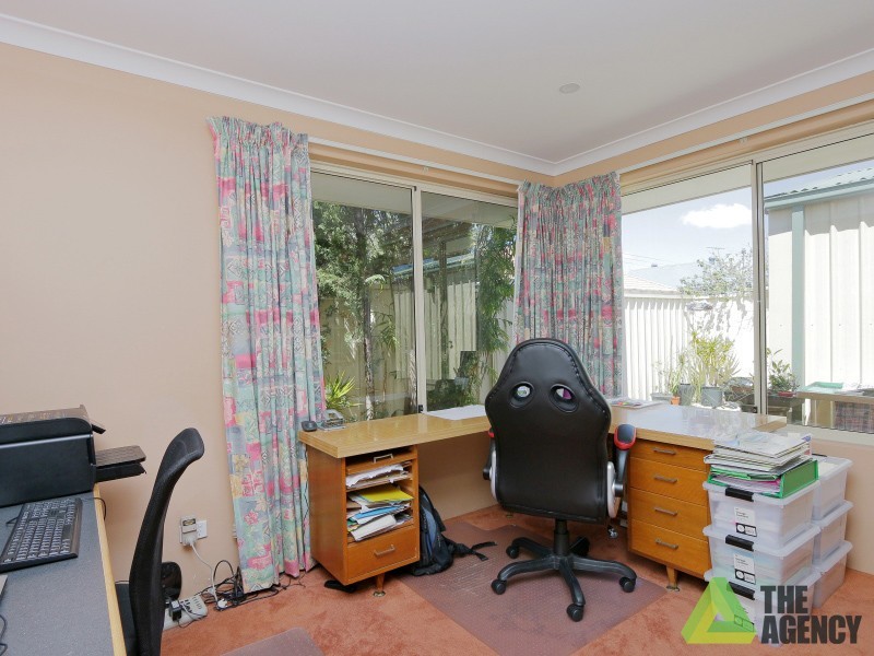 4 Athena Crossing, Canning Vale WA 6155