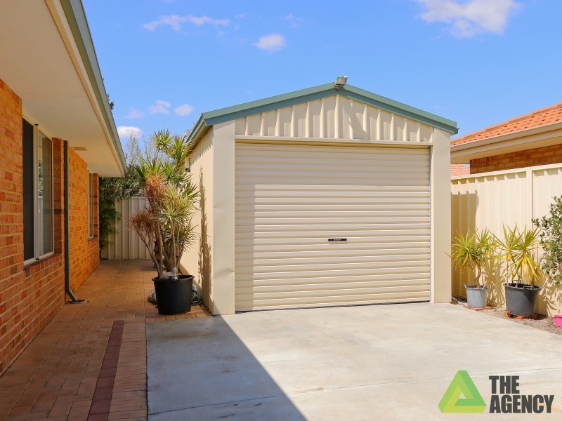 4 Athena Crossing, Canning Vale WA 6155