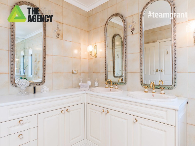 31 Hanrahan Loop, Kardinya WA 6163