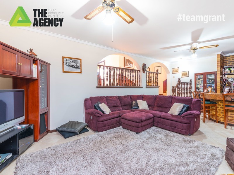 31 Hanrahan Loop, Kardinya WA 6163