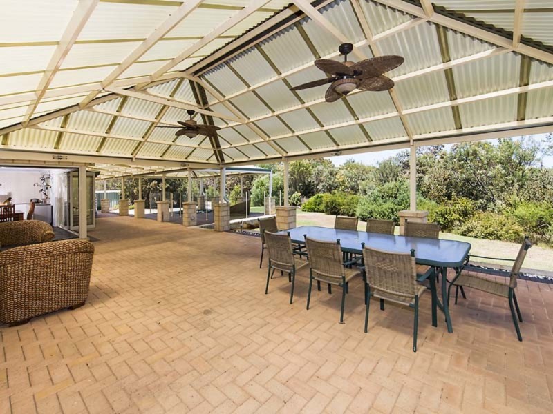 131 Old Dairy Court, Oakford WA 6121