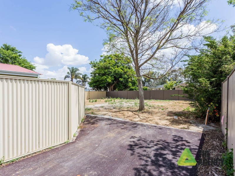 16a Holmesdale Road, Woodbridge WA 6056