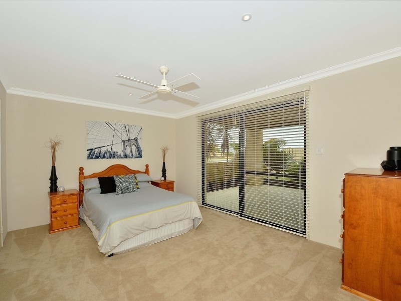 2 Grasshill Grange, Halls Head WA 6210